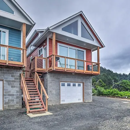 Chic Beachfront Abode With Balcony And Beach Access! Yachats Exterior photo